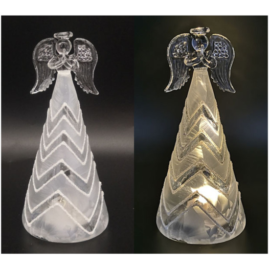 Ange en verre en prière robe lumineuse LED, opaque et transparente décorée avec des motifs géométriques H. 15 cm, livré en boîte.