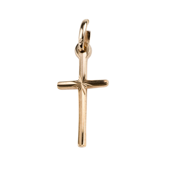 Croix de cou bâton, striée en plaqué or H. 2 cm. Livrée en boîte