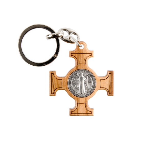 Porte-clés de saint Benoît H. 4 cm en bois d'olivier.