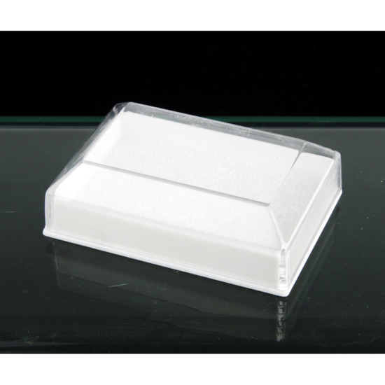 Boite à chapelet en plastique fond blanc, dessus transparent, mousse intérieur, taille 6x4 cm H.2 cm.