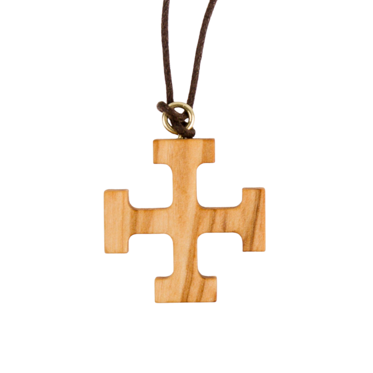 Croix de cou Scout en bois d'olivier H. 2,4 cm avec cordon cuir 70 cm.