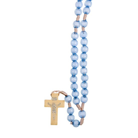 Chapelet sur corde grains translucides Ø 8 mm, longueur au cœur 22 cm, croix bois avec Christ imprimé.