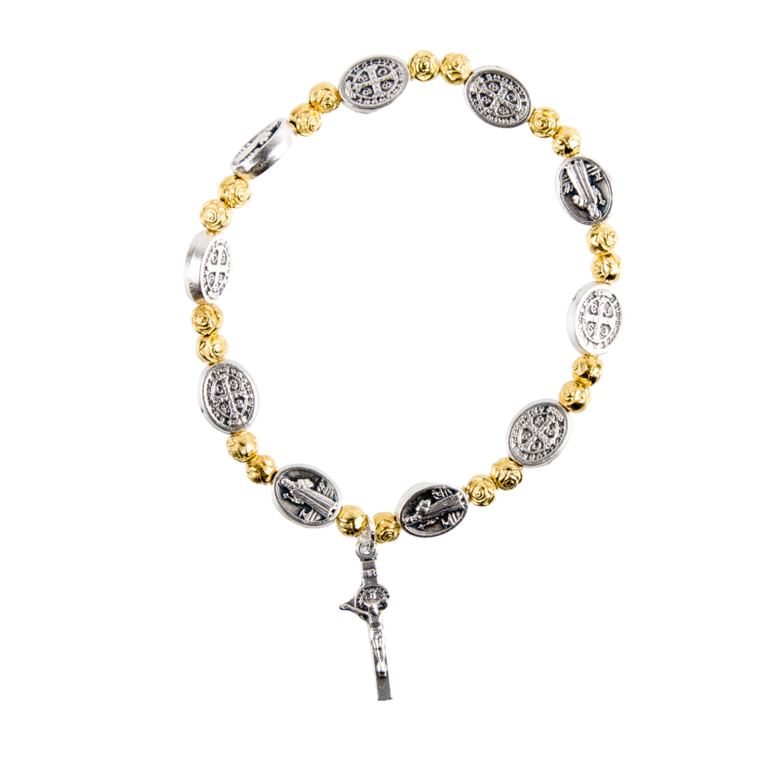 Bracelet dizainier couleur argentée et dorée avec grains médaille de saint Benoît  Ø 7 mm et croix.