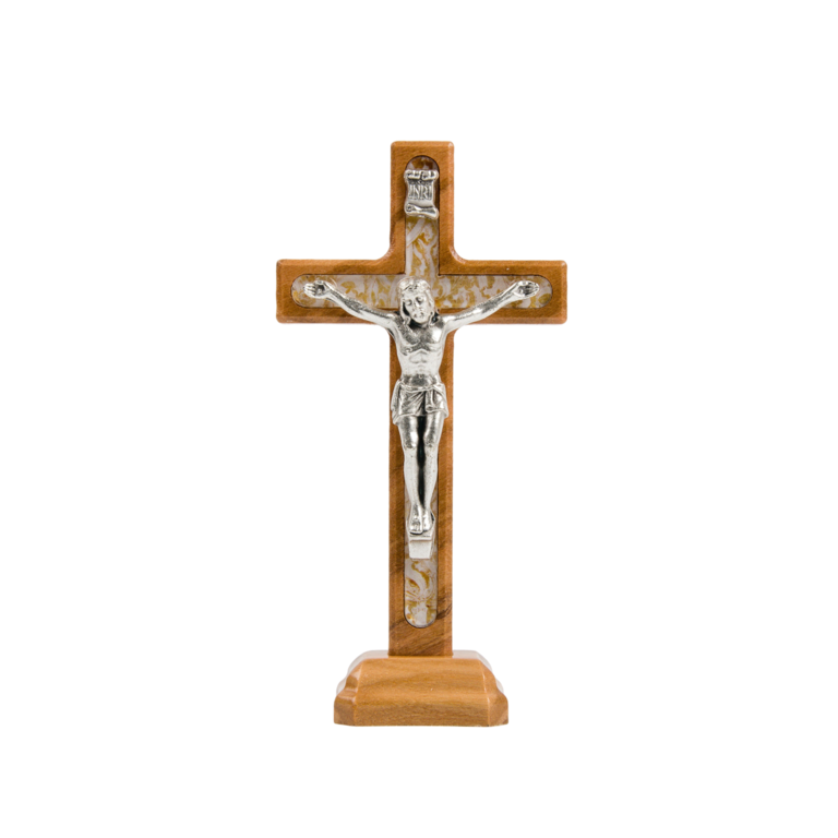Crucifix en bois d´olivier incrustation résine couleur dorée, sur socle avec Christ métal couleur argentée - H. 8 cm