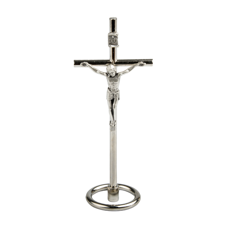 Crucifix forme tube sur socle avec Christ métal couleur argentée - H. 10,5 cm.