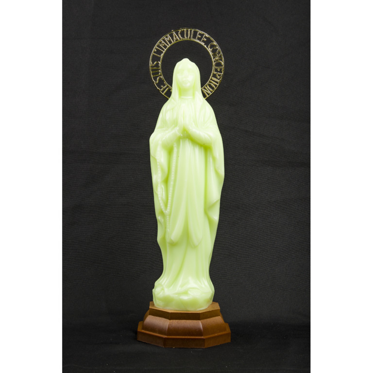 Statue fluorescente moulée de Notre Dame de Lourdes, Hauteur 30 cm.
