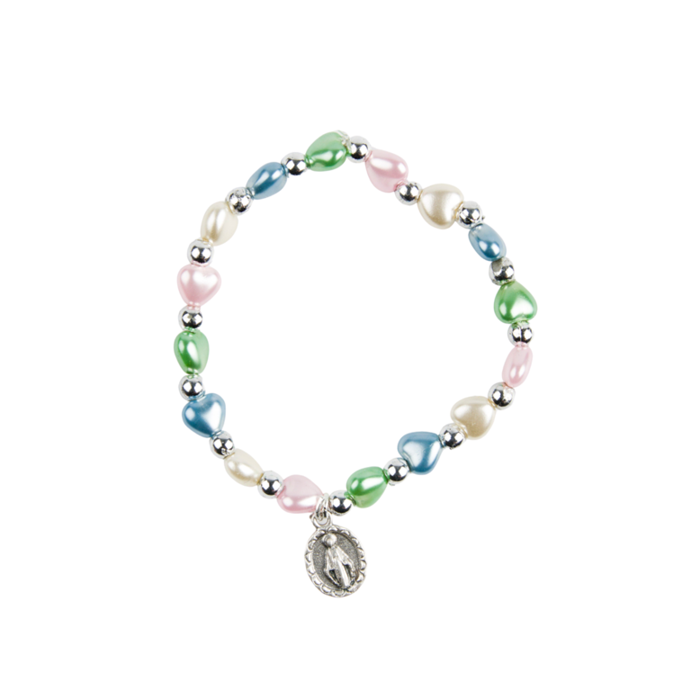 Bracelet sur élastique pour enfant, grains multicolores nacrés forme coeur Ø 6 mm, avec médaille Vierge Miraculeuse.
