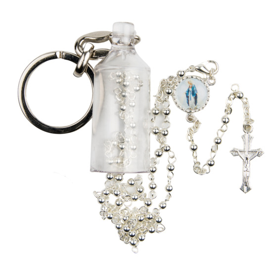 Porte-clés forme bouteille H. 4 cm avec chapelet couleur argentée et fermoir + résine de la Vierge Miraculeuse.