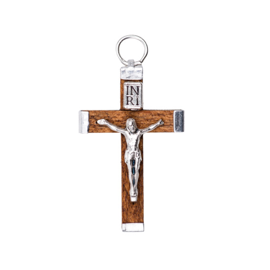 Croix de cou en bois sertie de métal avec Christ couleur argentée H. 3,5 cm.