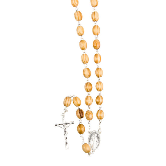 Chapelet grains en bois couleur naturelle Ø 8 mm, chaîne couleur argentée, longueur au cœur 39 cm, croix avec Christ.