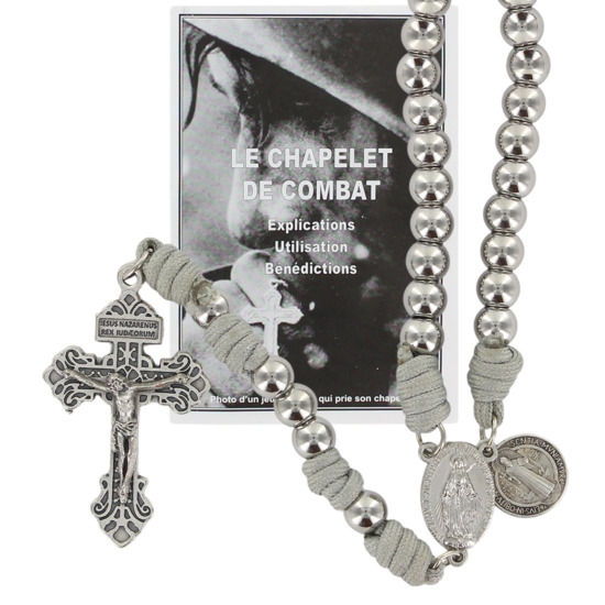 Chapelet du combat en métal sur lacet avec croix du combat médaille saint Benoît avec notice explicative, livré en sachet.