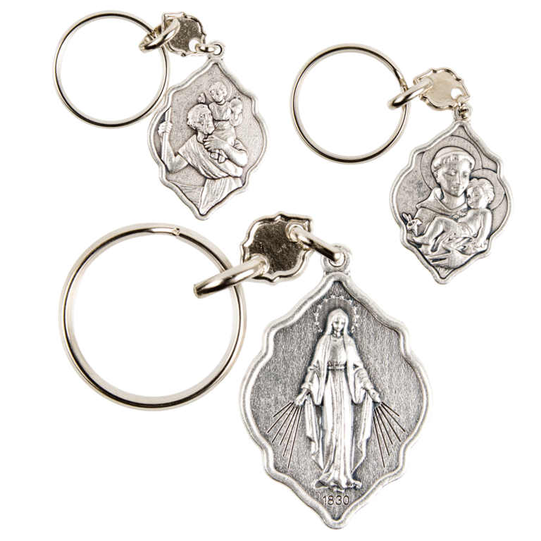 Porte-clés H.4 cm octogonal métal couleur argentée, plusieurs saints.
