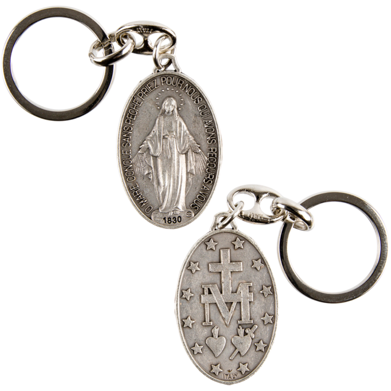 Porte-clés de la Vierge Miraculeuse double face H. 3,5 cm en métal couleur argentée.