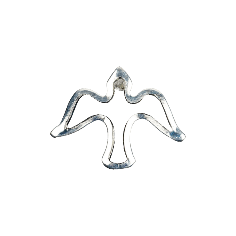 Pin´s colombe en métal couleur argentée et ajouré H. 1,7 cm.