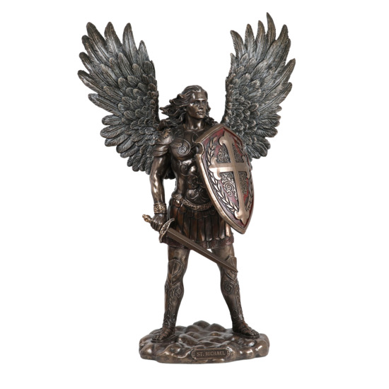 Statue bronze coulé à froid de saint Michel archange avec bouclier,  H. 36 cm