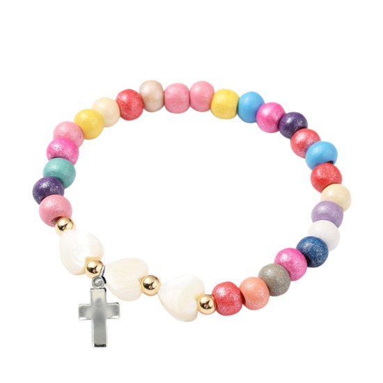Bracelet sur élastique pour enfant, grains bois multicolores et cœur en nacre Ø 9mm.