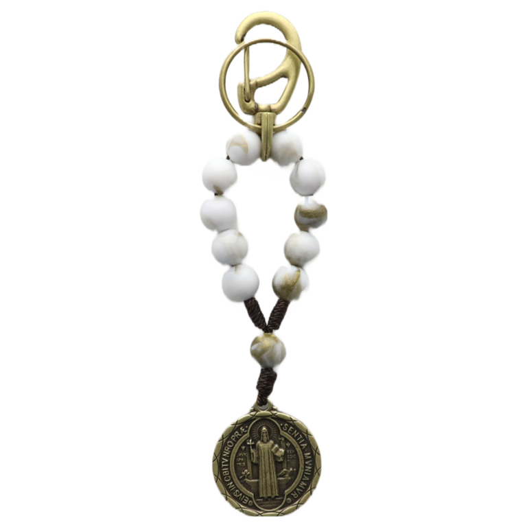 Porte-clés dizainier avec médaille saint Benoît, grains blancs effet marbré ø 10mm, 12 cm