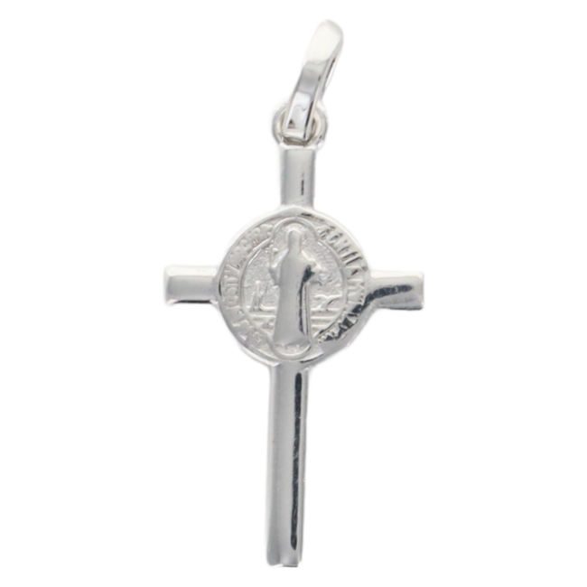 Croix de cou en argent rhodié 925°/°° de saint Benoît avec médaille au centre. 2.10 cm (1,4 g). Livrée en boîte.    