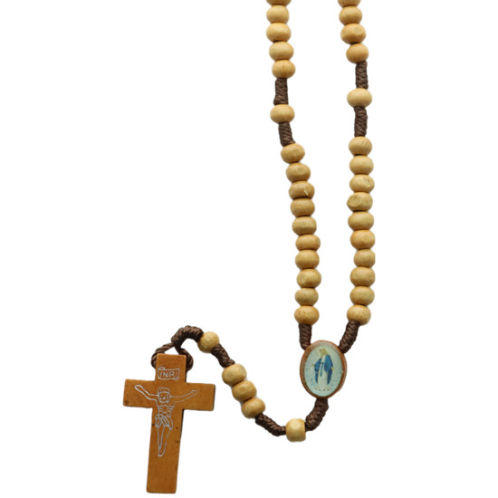 Chapelet sur corde grains en bois marron Ø 7 mm, coeur médaillon double face VM, longueur au cœur 20 cm, croix avec Christ imprimé.